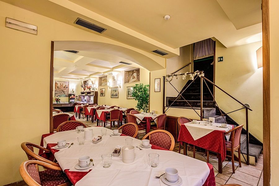 Al Manthia - Gruppo Trevi 4* Rom